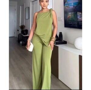 Zara Wide Flowy Pants